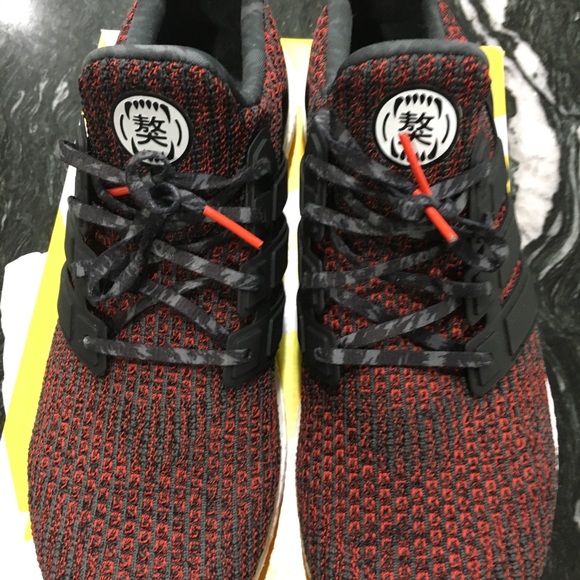 Adidas Ultra Boost Chinese New Year 4.0 Size 13 - Picture 1 of 8